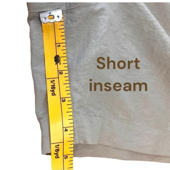 Woolrich Nylon Outdoor Adventure Shorts with Mesh Vent in Dark Stone - Picture 9 of 10